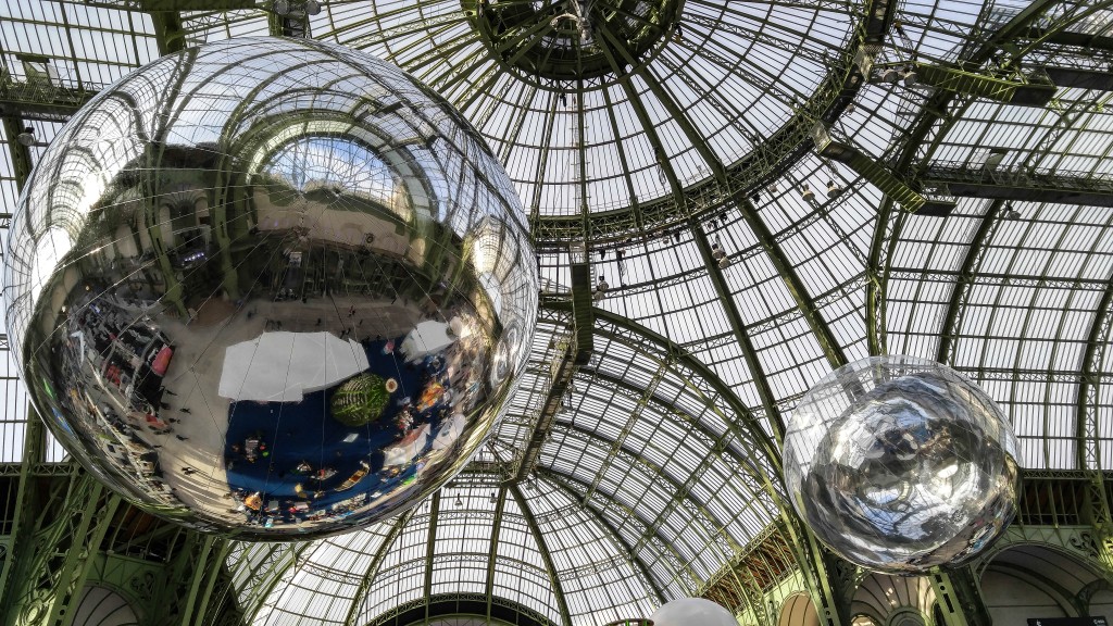 MIT Visiting Artist Tomas Saraceno’s Aerocene (Image: Cassie Martin)